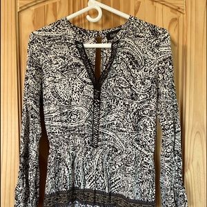 Size small Fab’rik brand Long sleeve shorts jumper. Built-in black shorts slip.